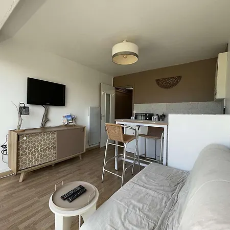 Apartment - Acces - Ascenseur - Parking - Fr-1-308-207