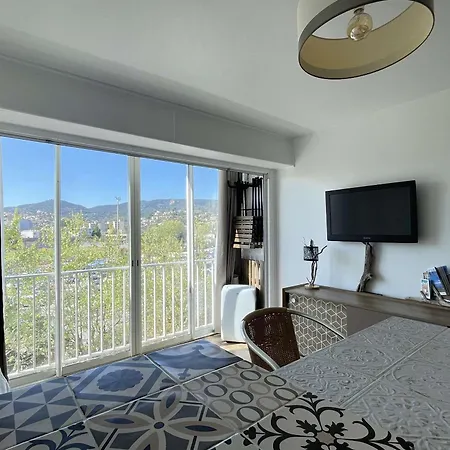 - Acces - Ascenseur - Parking - Fr-1-308-207 * Le Lavandou