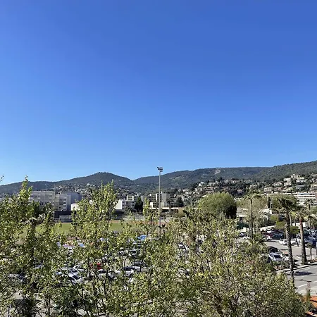 Apartment - Acces - Ascenseur - Parking - Fr-1-308-207 *